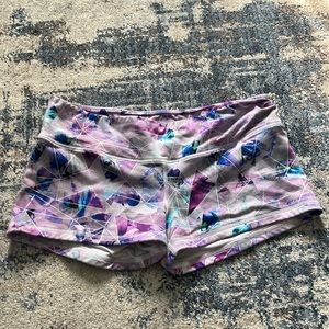 Fleo Geo Orchid Shorts